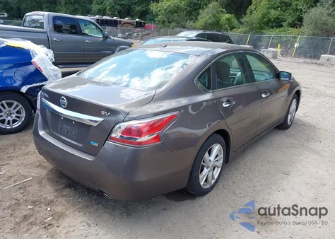 2014 Nissan Altima 2.5/S/Sv/Sl z USA, uszkodzony, nr VIN 1N4AL3AP6EC165765